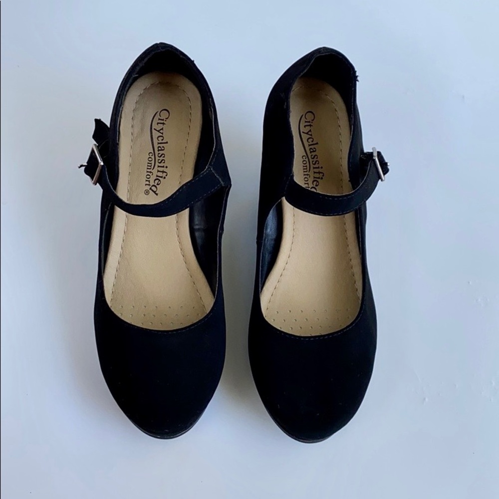 City Classified Black Platform Pumps-8